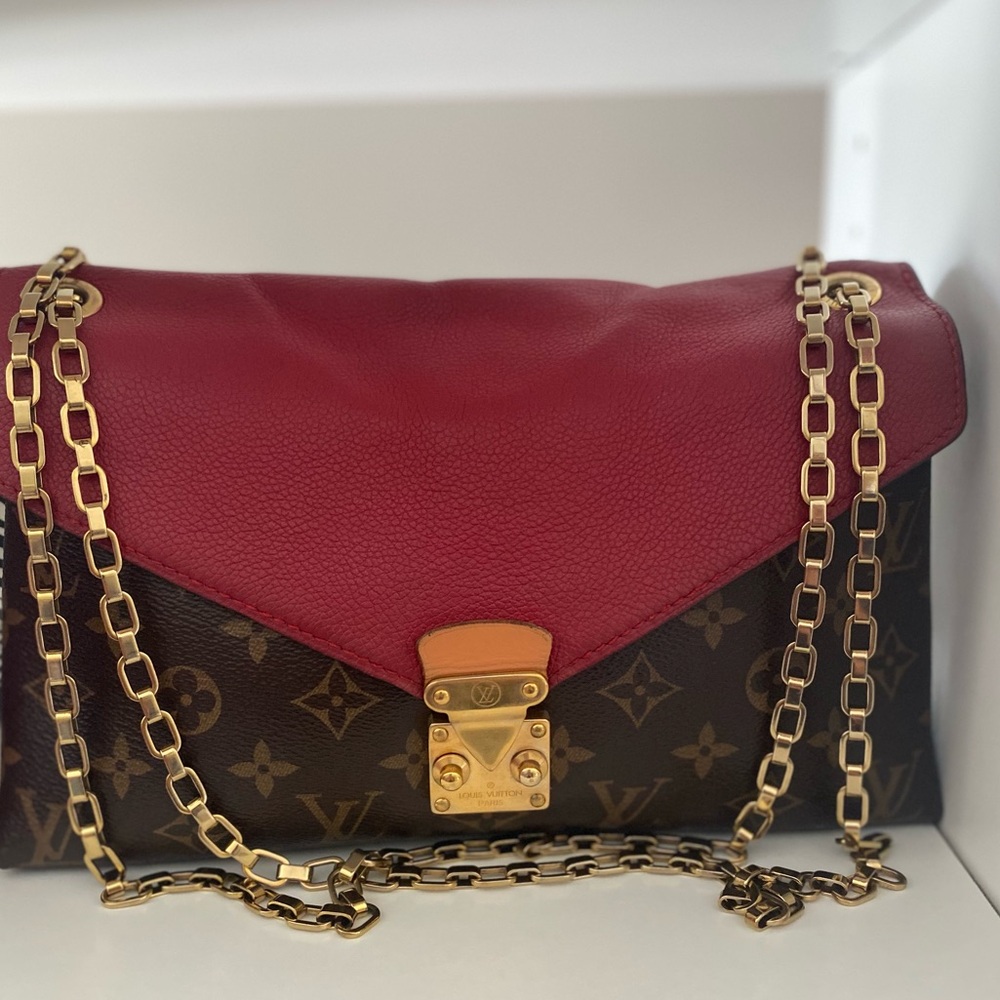Louis Vuitton Brown Monogram Canvas Pallas Chain Shoulder Bag - Picture 1 of 14